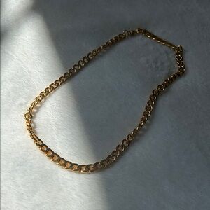 Elegant Gold Chain Necklace